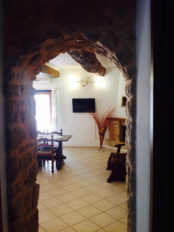 Bed And Breakfast Mblo Fondi Exterior photo